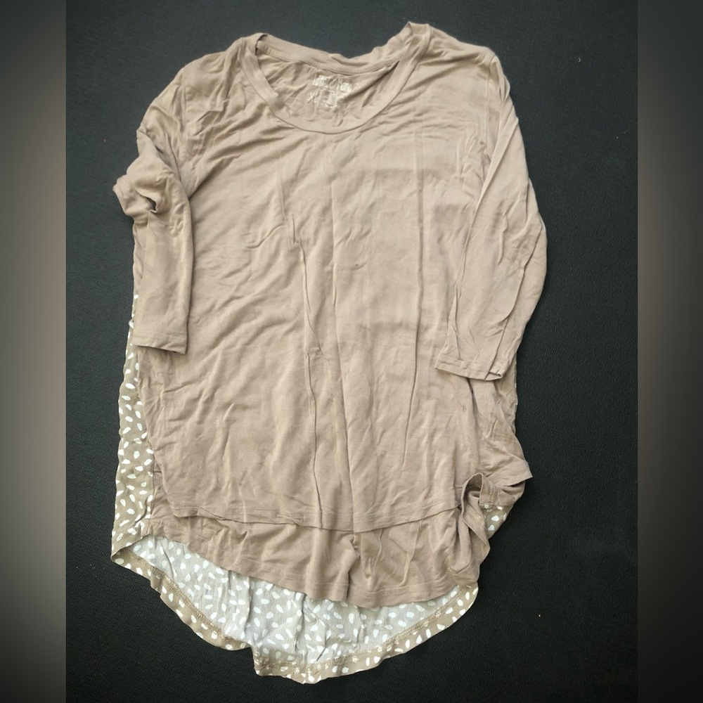 Latched Mama XL 3/4 sleeve tshirt nursing / maternity